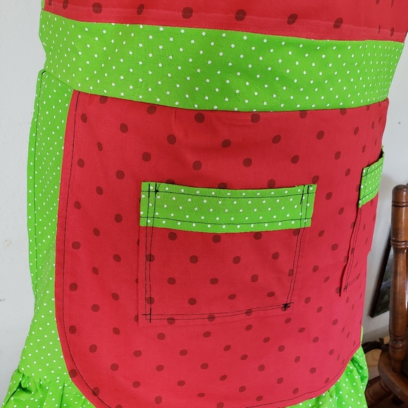 Watermelon Ruffled Kitchen Apron with Pockets - Picture 6 of 7